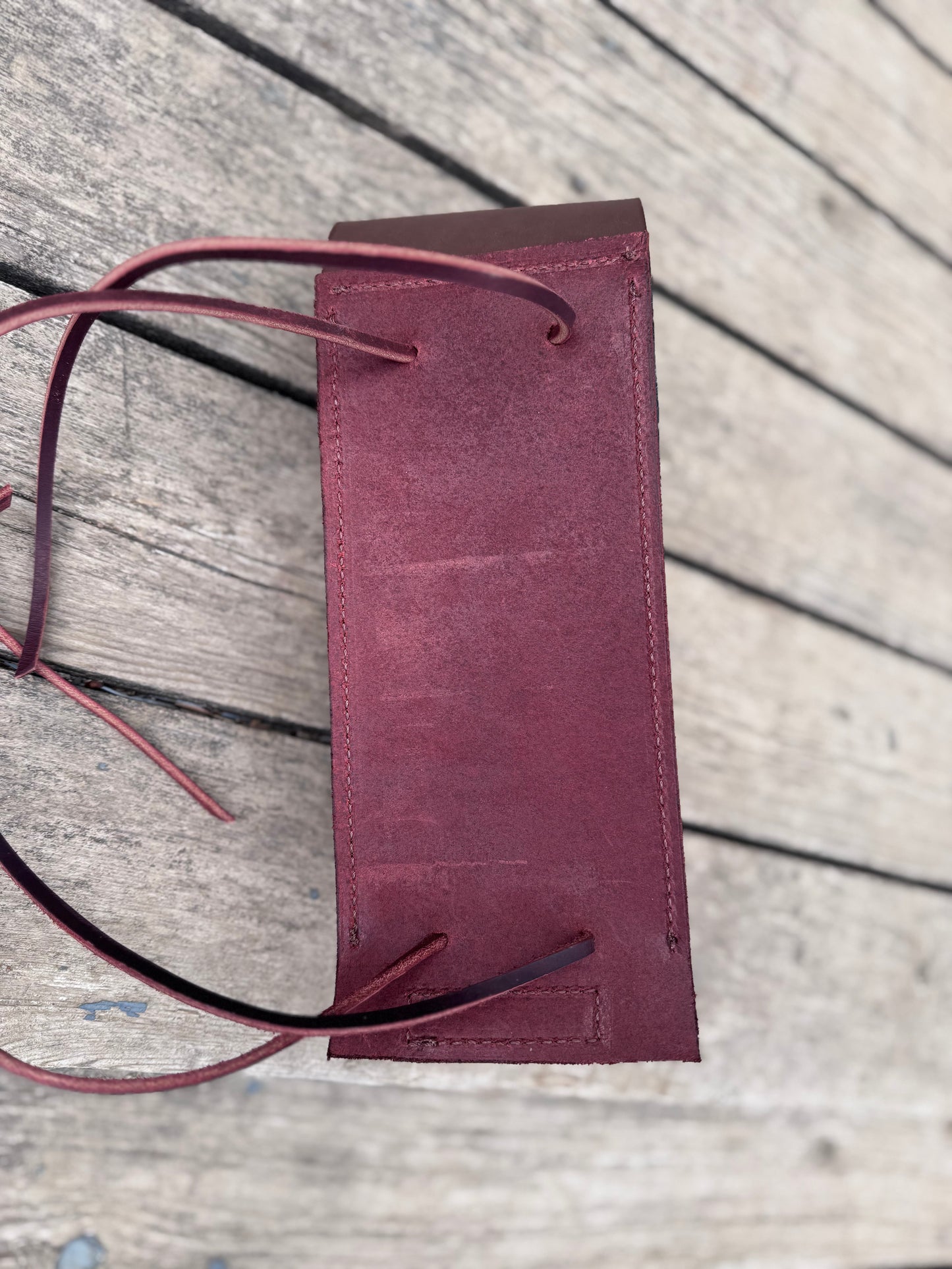 Cowhide Bottle Holder Lg - Acid Wash