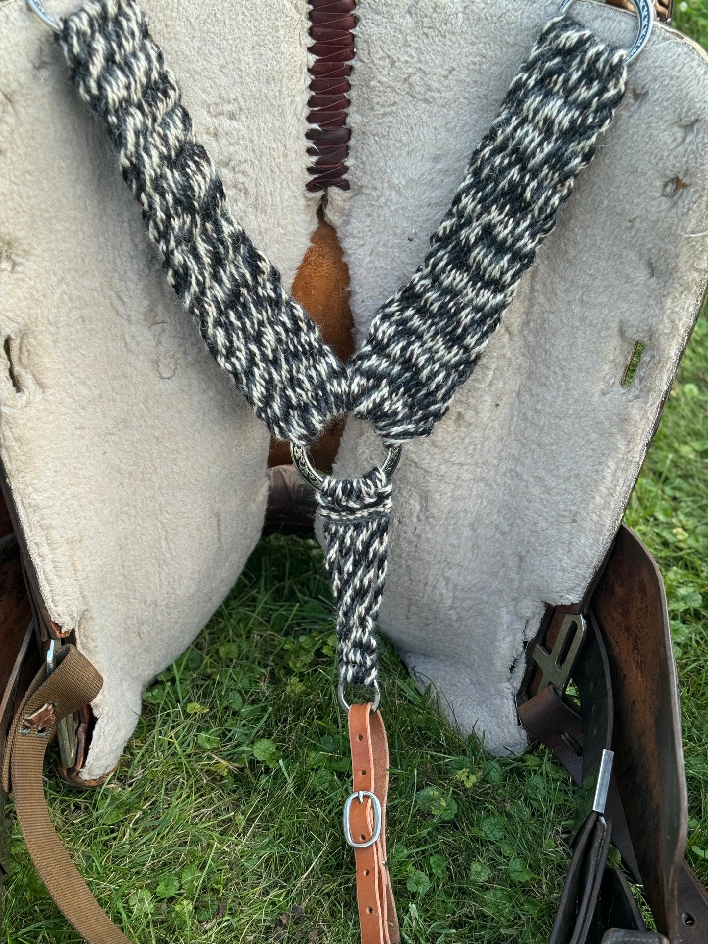 Woven Breast Collar