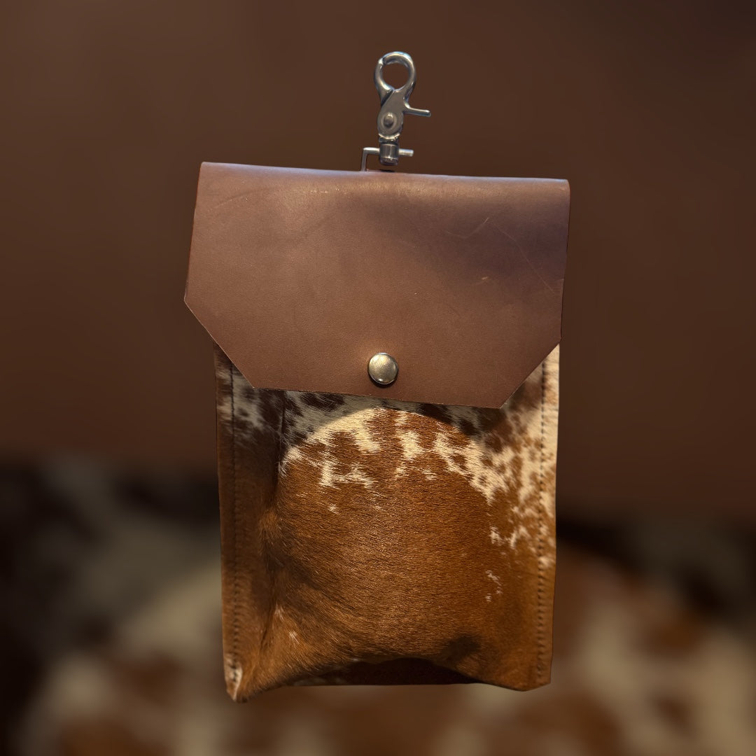 Spotted Grace Saddle Pouch