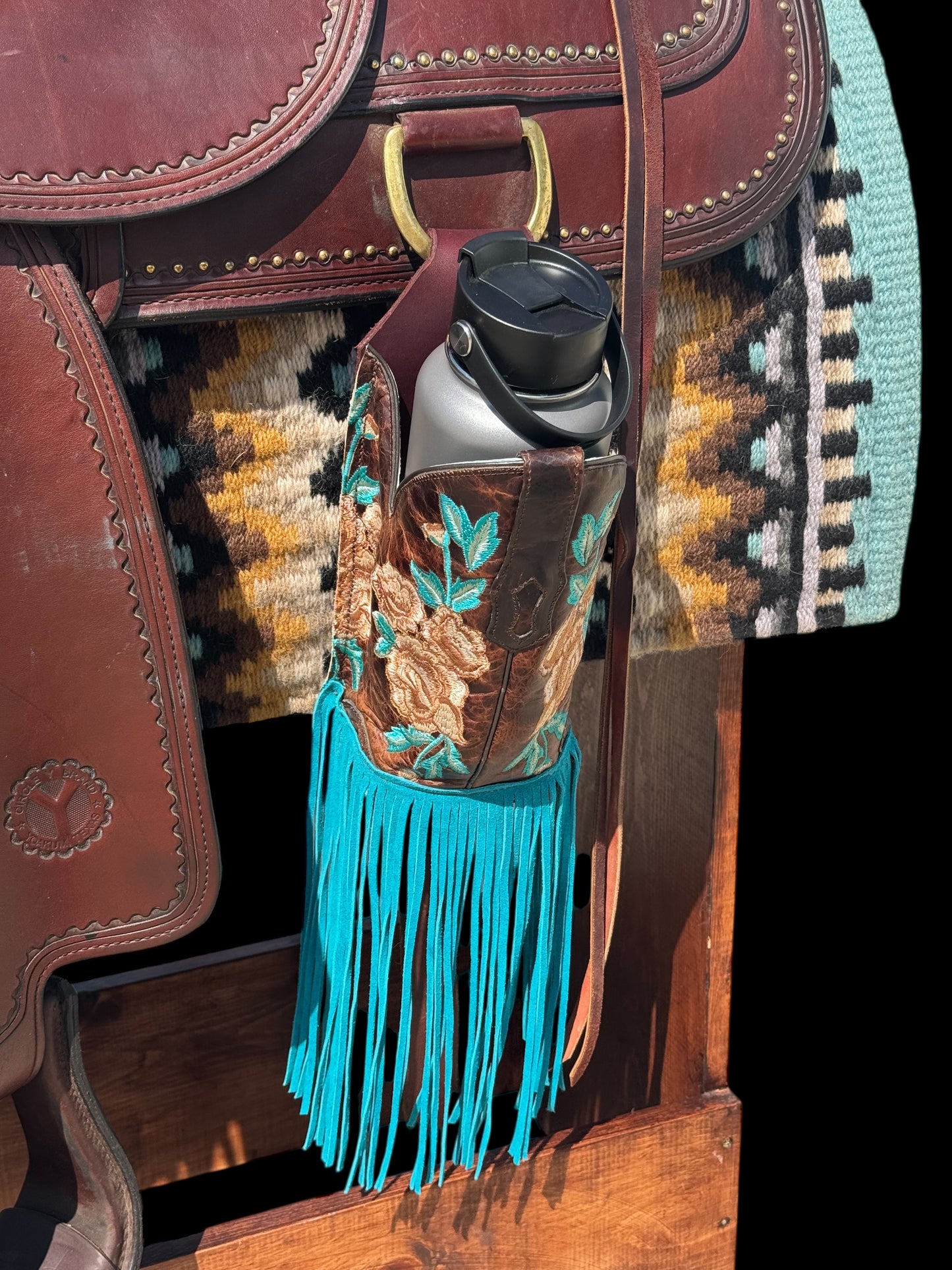 Prairie Blossoms Saddle Sipper