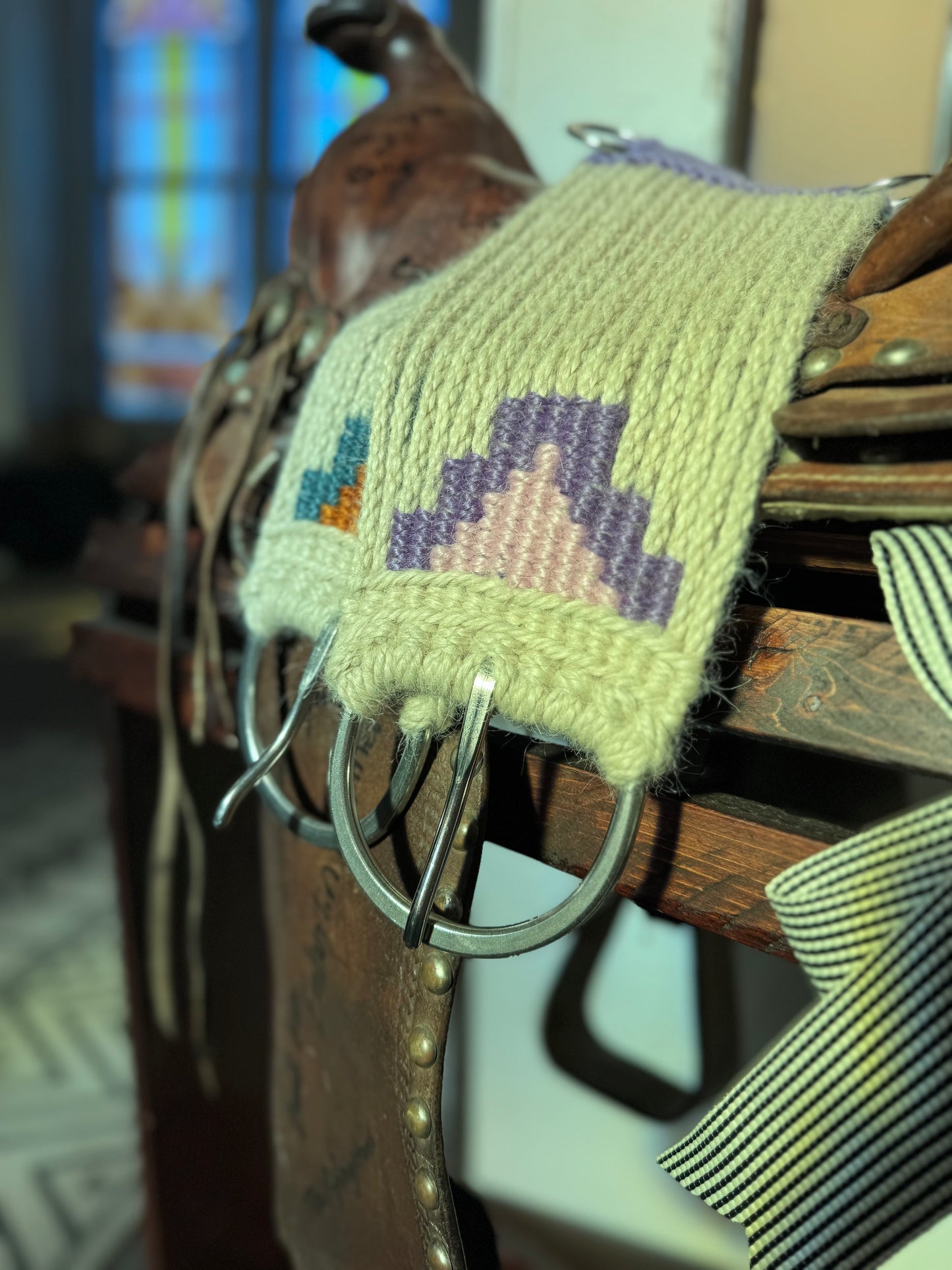 28” Mohair 17-Strand Straight Cinch - lavender/pink